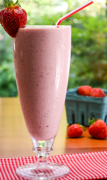 STRAWBERRY MILKSHAKE